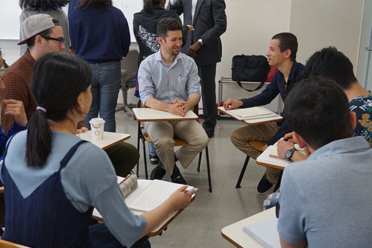 Global Alumni Lecture Program - Alumni Return to Share their Japanese Working Experiences