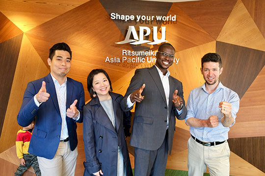 Global Alumni Lecture Program - Alumni Return to Share their Japanese Working Experiences