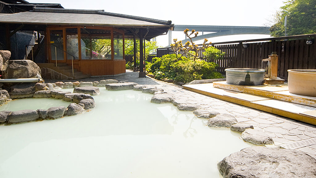 Yuya Ebisu: Our Pride and Joy Open-Air Bath