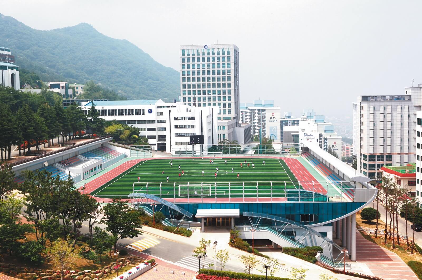 Dongseo University