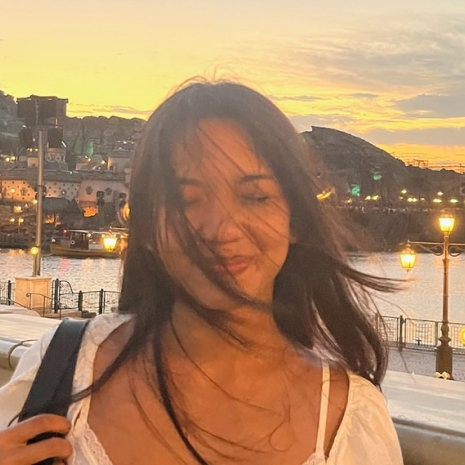 Meet Writing Center Tutor: GWEN