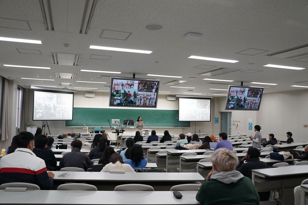 Special Sessions with Alumni