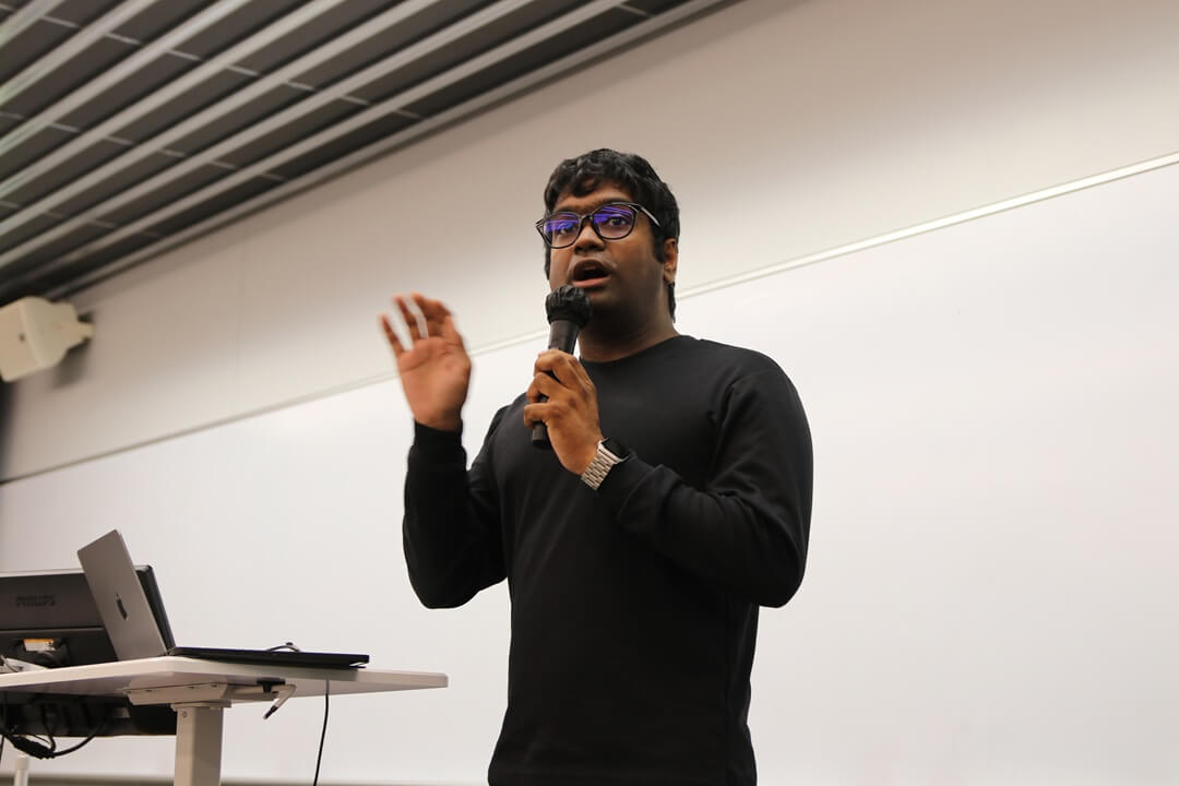 APU Alumnus Gives Lecture to Current Students as Part of the GOAL Program