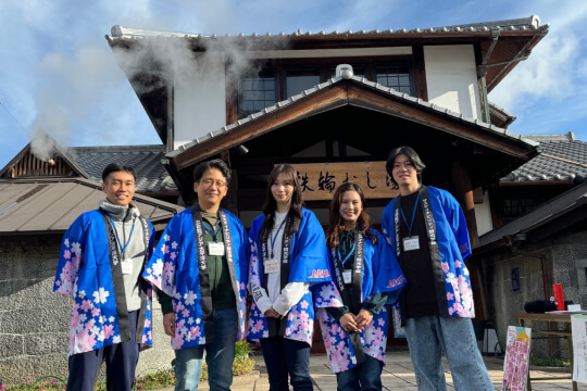 APU Seminar Students Organize Sketch Event at Kannawa Onsen