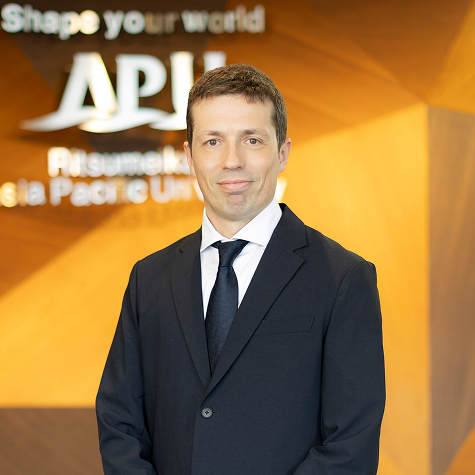 Associate Professor AQUILI Luca